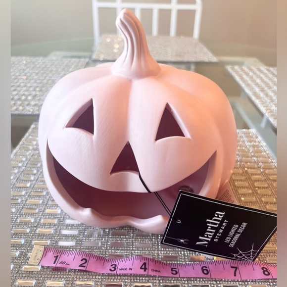 🩷 LED Martha Stewart Baby Pink Ceramic Light Up Halloween Pumpkin - Picture 3 of 4